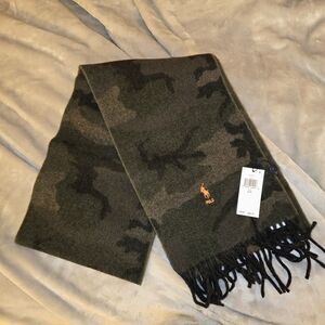 Polo by Ralph Lauren Men's Green Camouflage Scarf